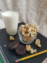 Load image into Gallery viewer, Cookies &amp; Cream Popcorn
